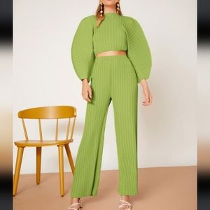 🎄🎄SHEIN 2 piece Privé Batwing Ribbed Knit Blouse & Pant, Large, 8/10, NEW